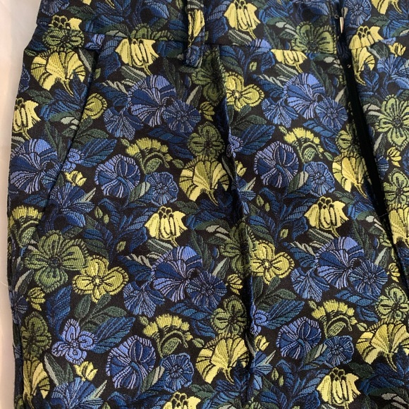 New Anthropologie pants - Picture 3 of 9